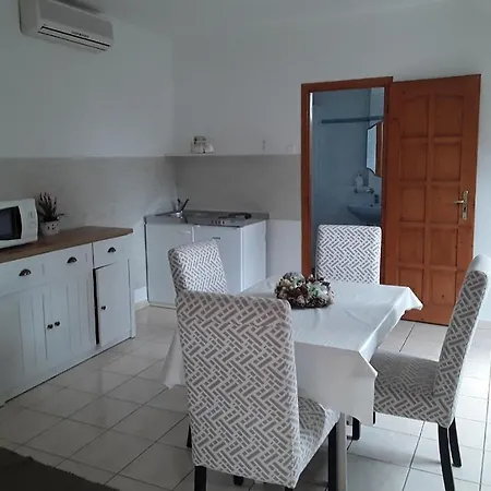 Családi